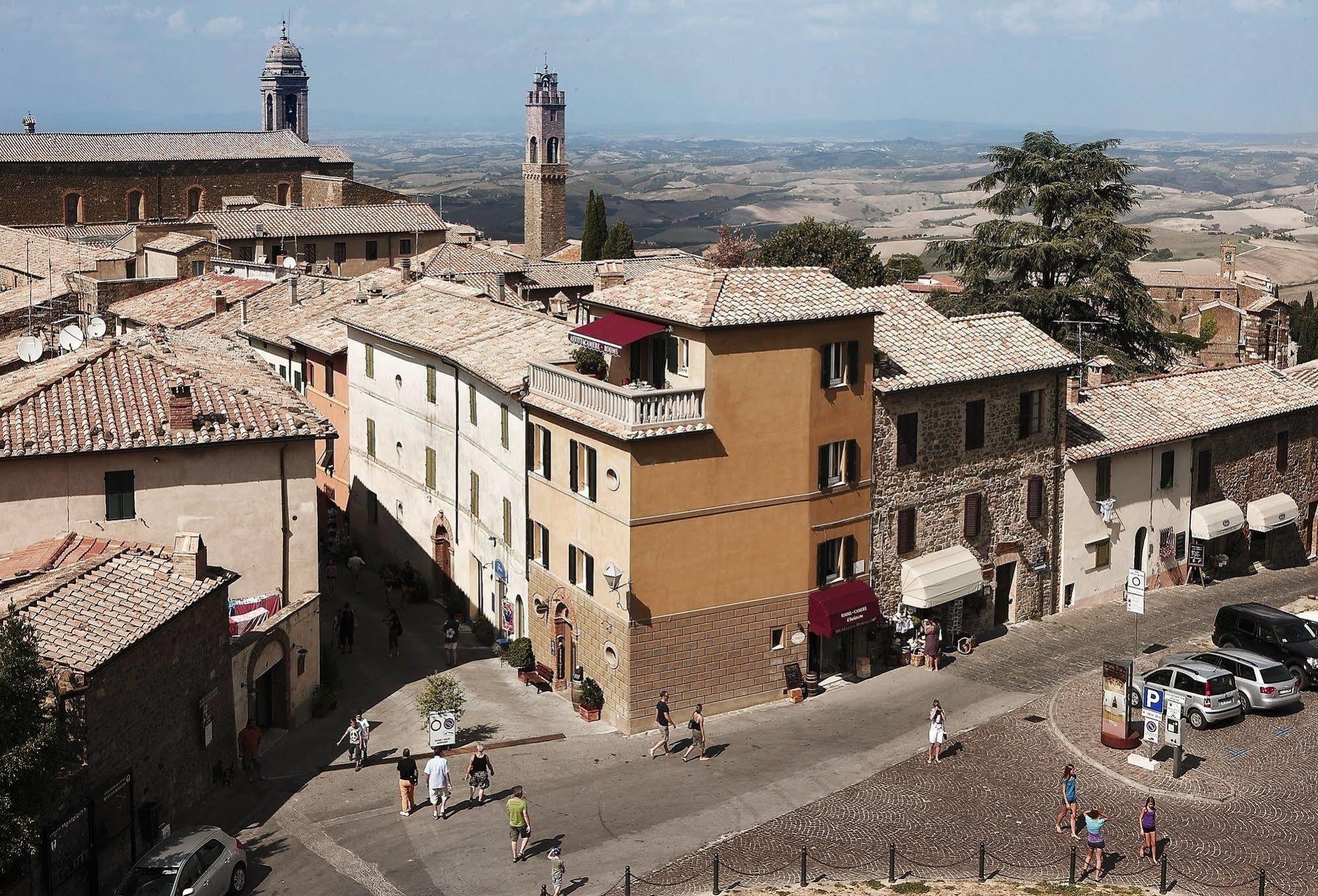 Il Barlanzone Affittacamere Montalcino Eksteriør billede