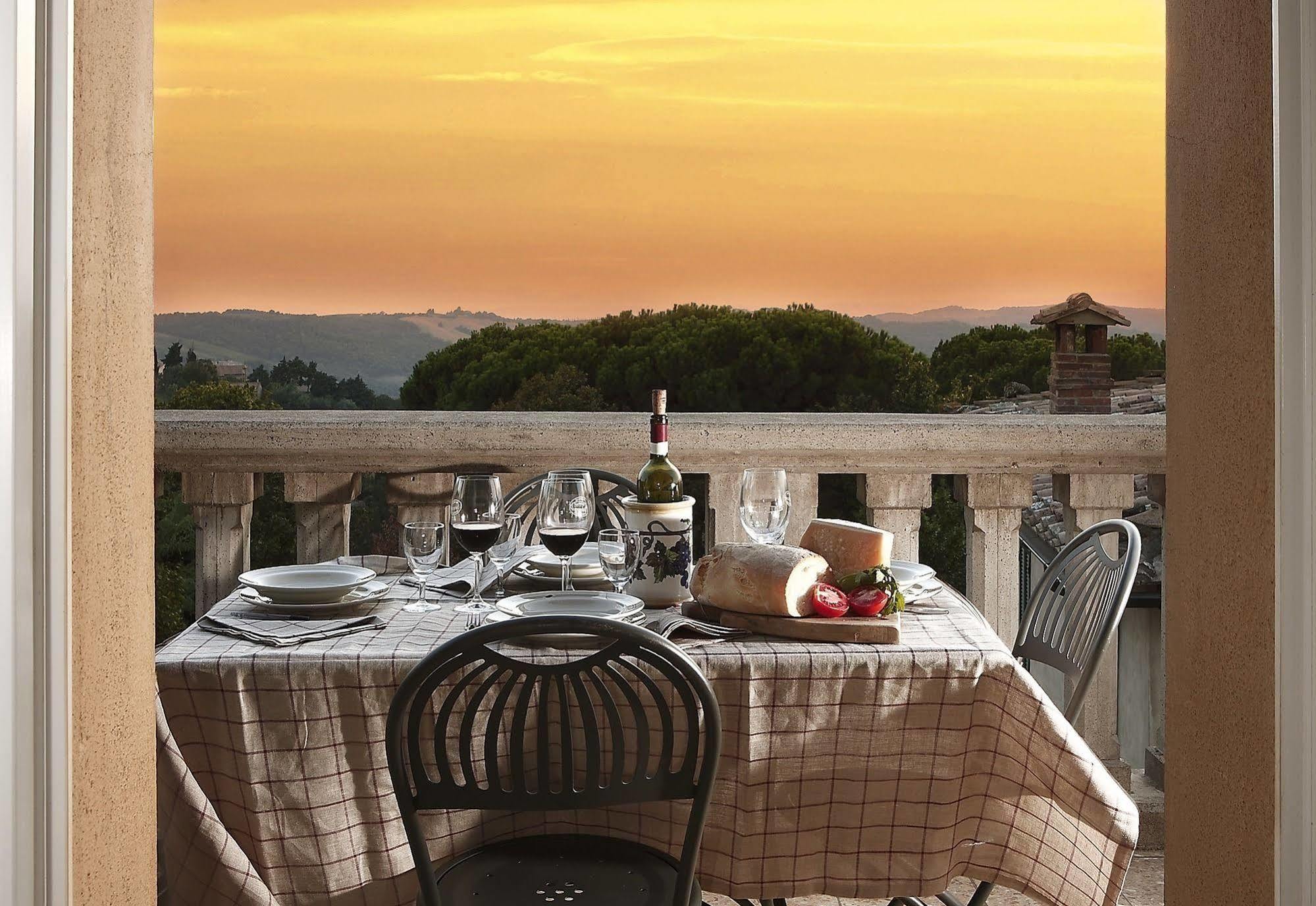 Il Barlanzone Affittacamere Montalcino Eksteriør billede
